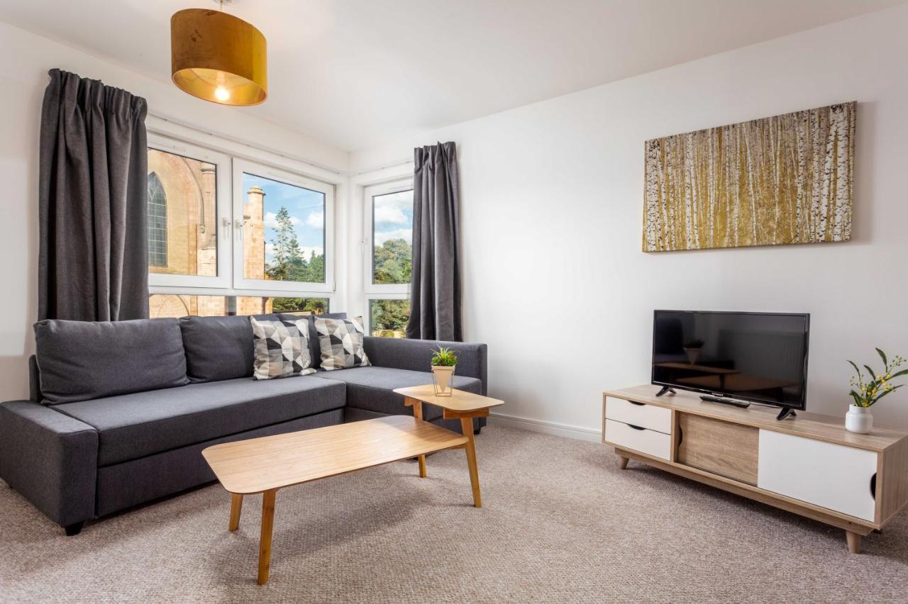 Walker Suite No53 - Donnini Apartments Kilmarnock Buitenkant foto