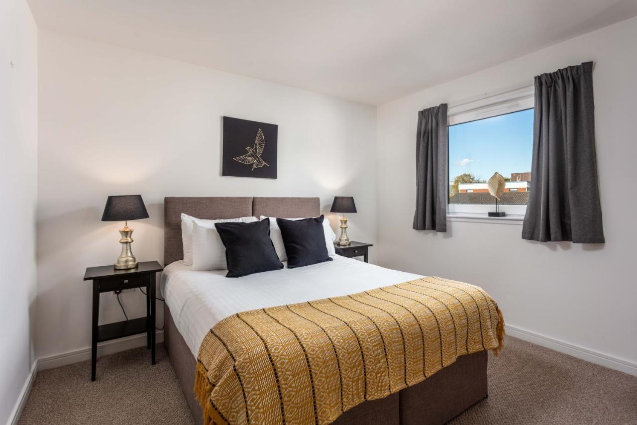 Walker Suite No53 - Donnini Apartments Kilmarnock Buitenkant foto